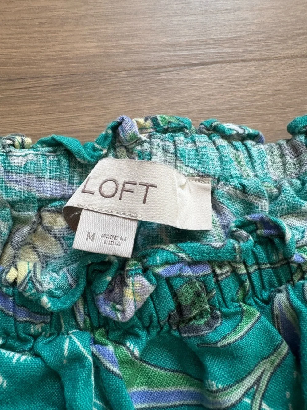 LOFT Linen Floral Ruffle Off-Shoulder Top - Picture 4 of 7